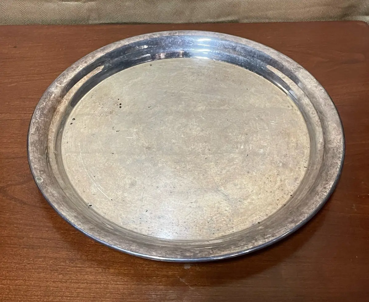 Medium Round Silverplate Tray 1