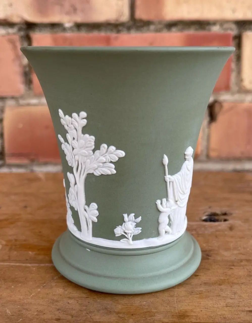 Green And White Wedgewood Porcelain Jasperware Vase 1