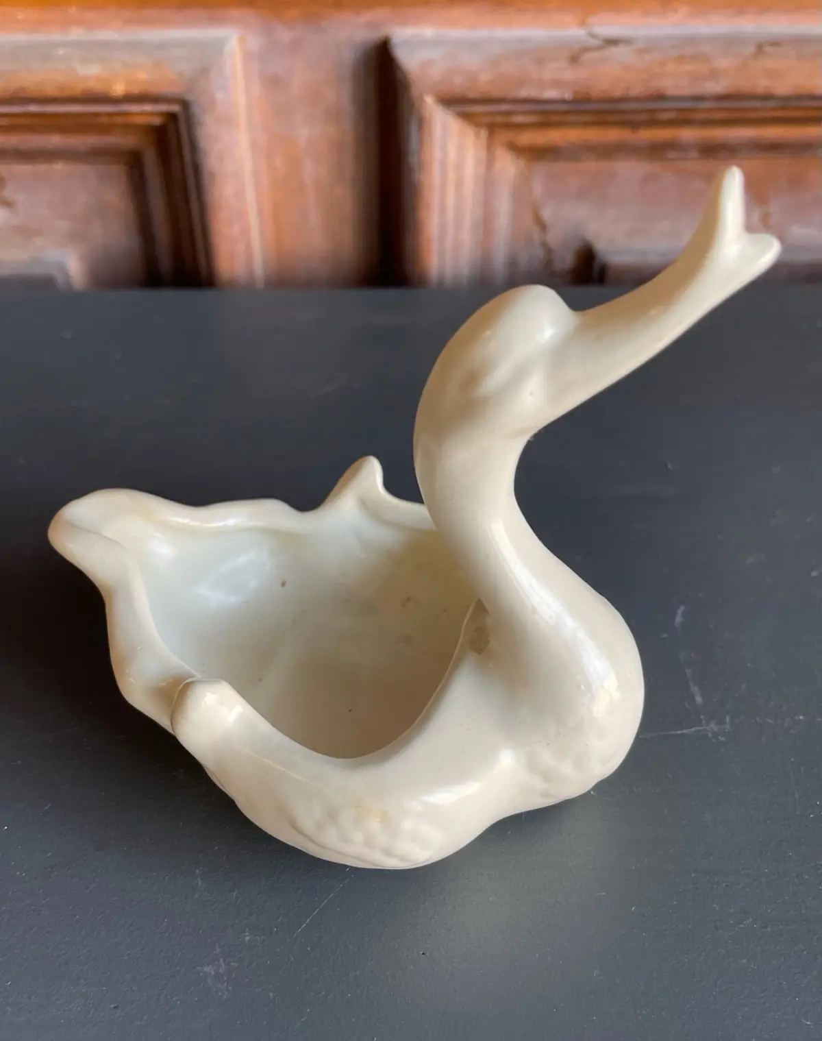 Small Hull Swan Dish 1