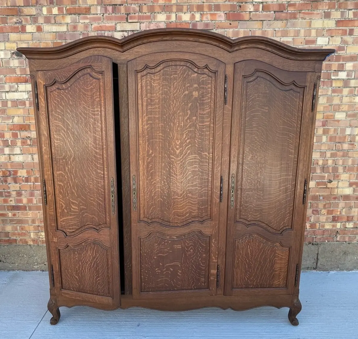 Louis Xv 3 Door Oak Armoire 1