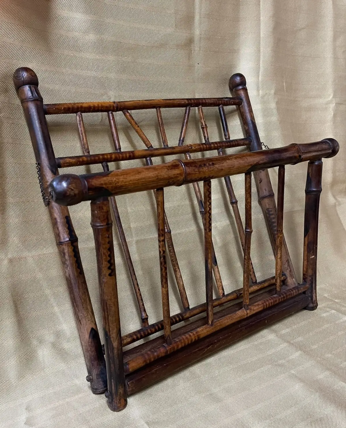 Bamboo Wall Mounted Nagazine Rack 1