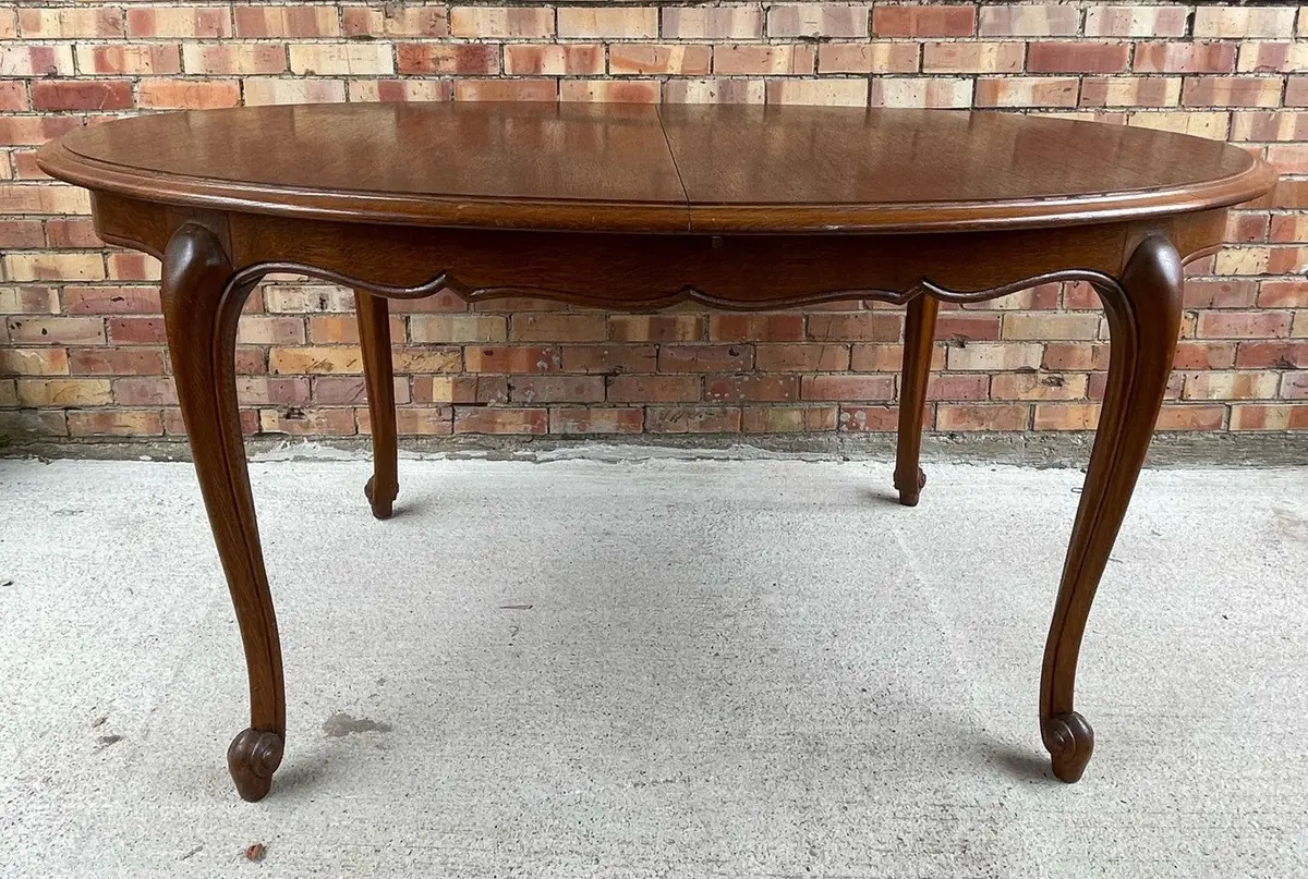 Oak Oval Country French Dining Table With Pop Up Leaf 1