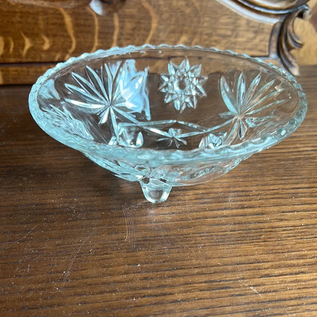 Tri Footed Pressed Glass Open Dish 1