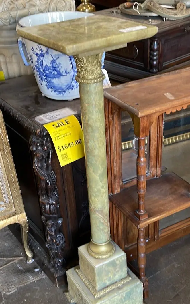 Tall Iron And Oynx Top Pedestal 1