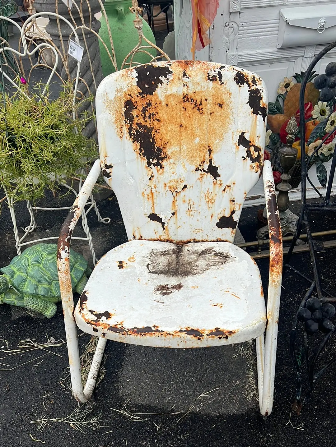White Rusty Iron Metal Chair 1