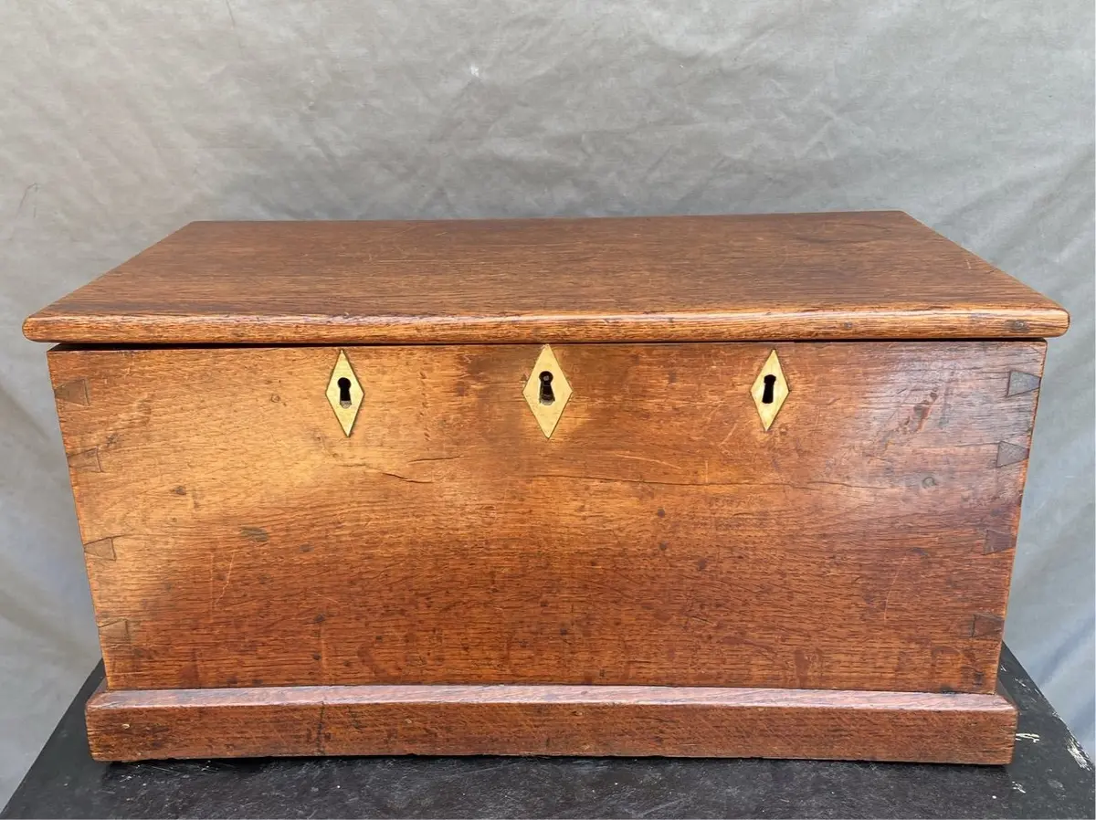 18Th Century English Oak Miniature Blanket Chest 1
