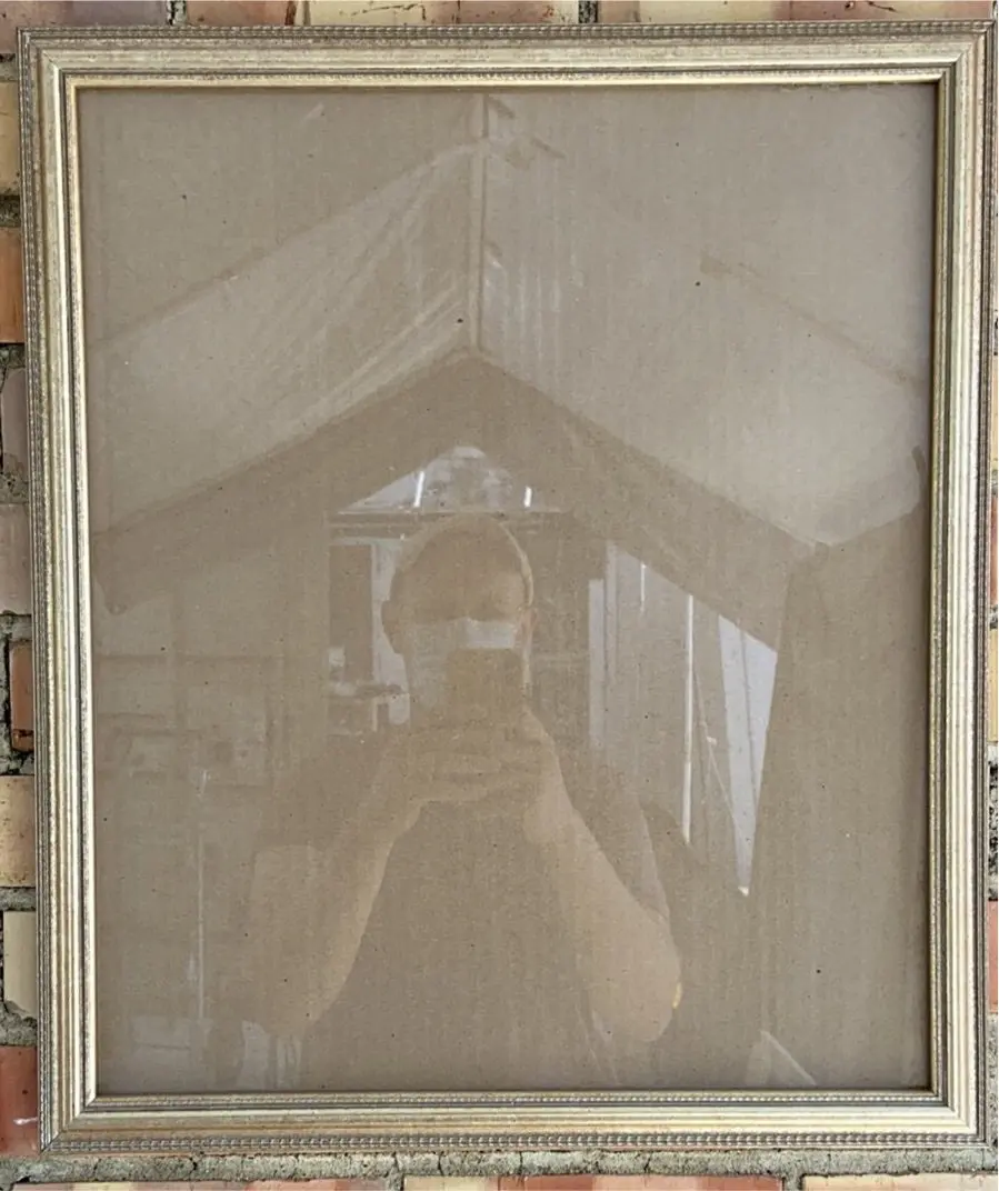 Small Gold Frame 1