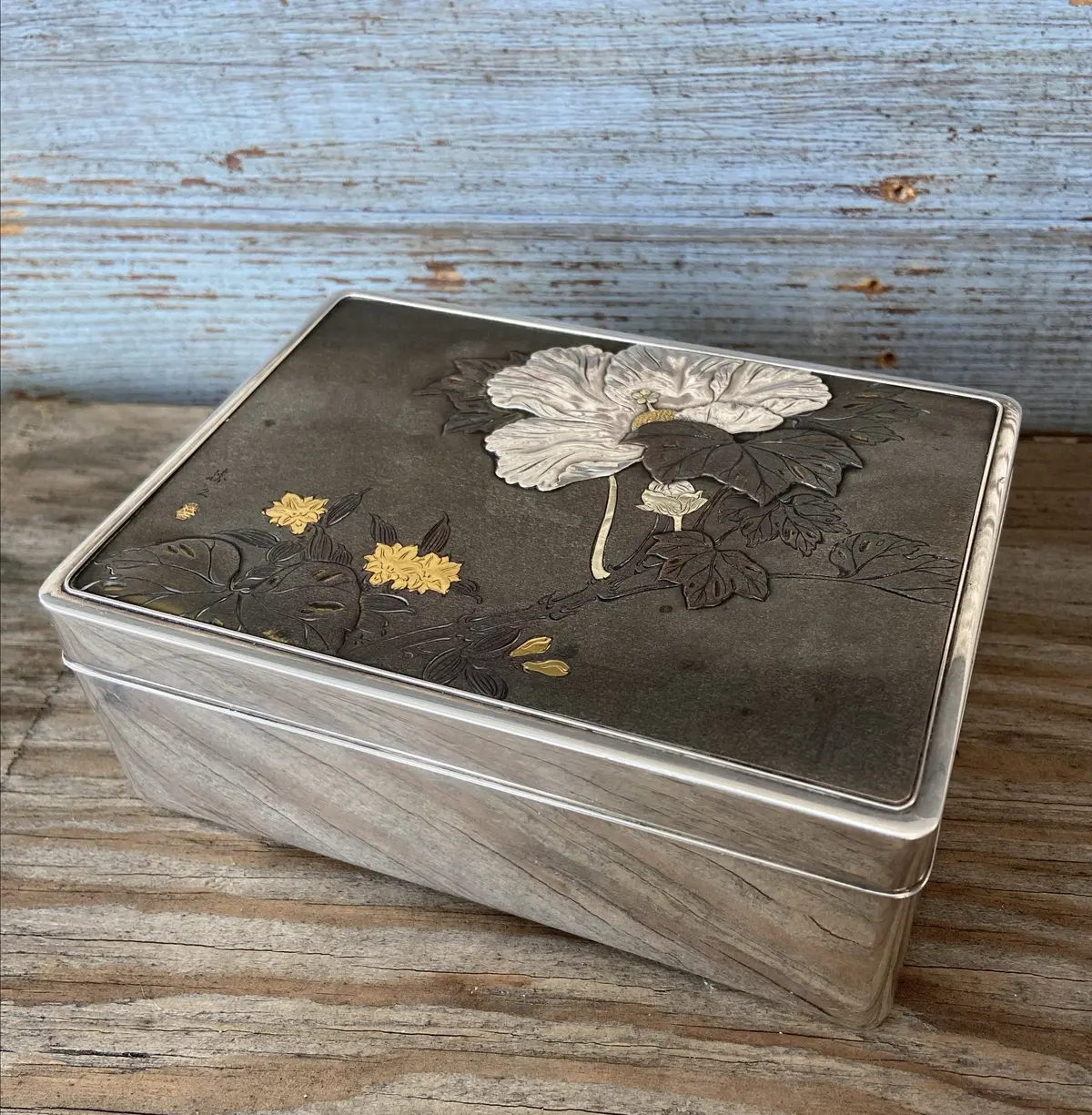 Japanese Floral Box 24K Gold And Sterling Silver With 3 Hallmarks Circa 1868-1912 1