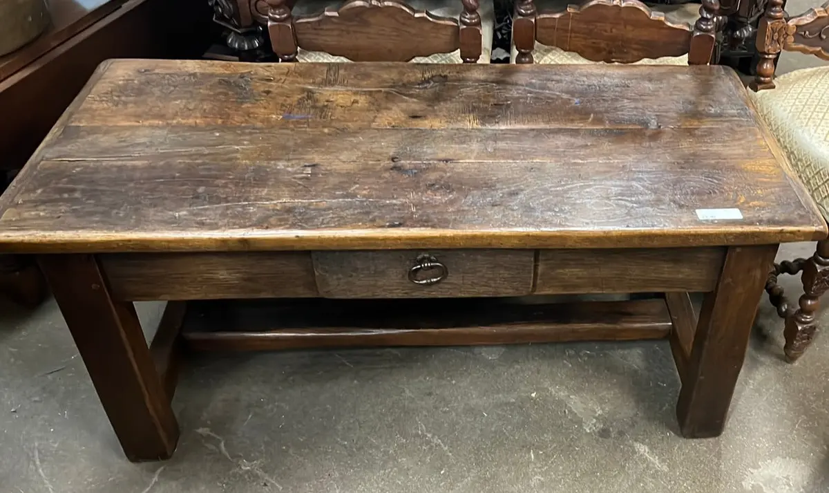 Rustic Oak Coffee Table With Drawer 1