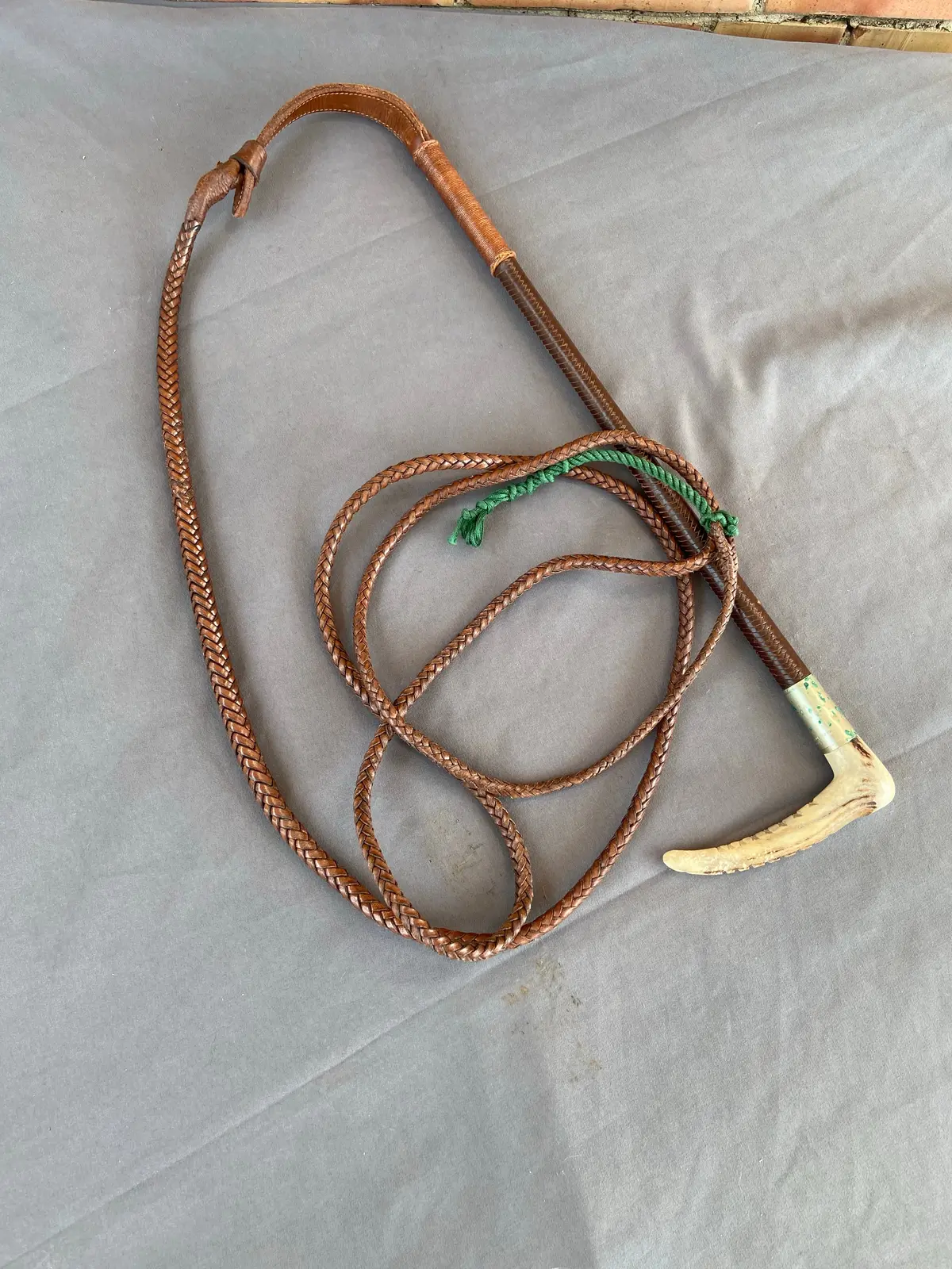 Horse Training Leather Whip With Horn/Bone Handle 1