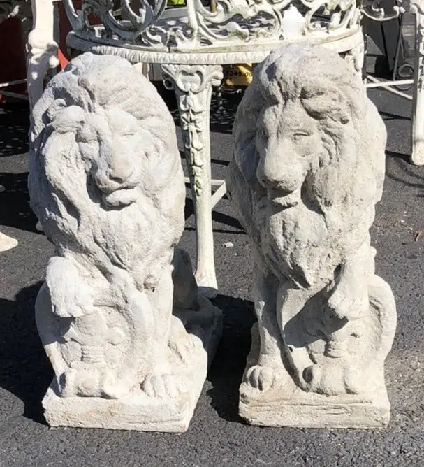 Pair Of Small Concrete Lions 1