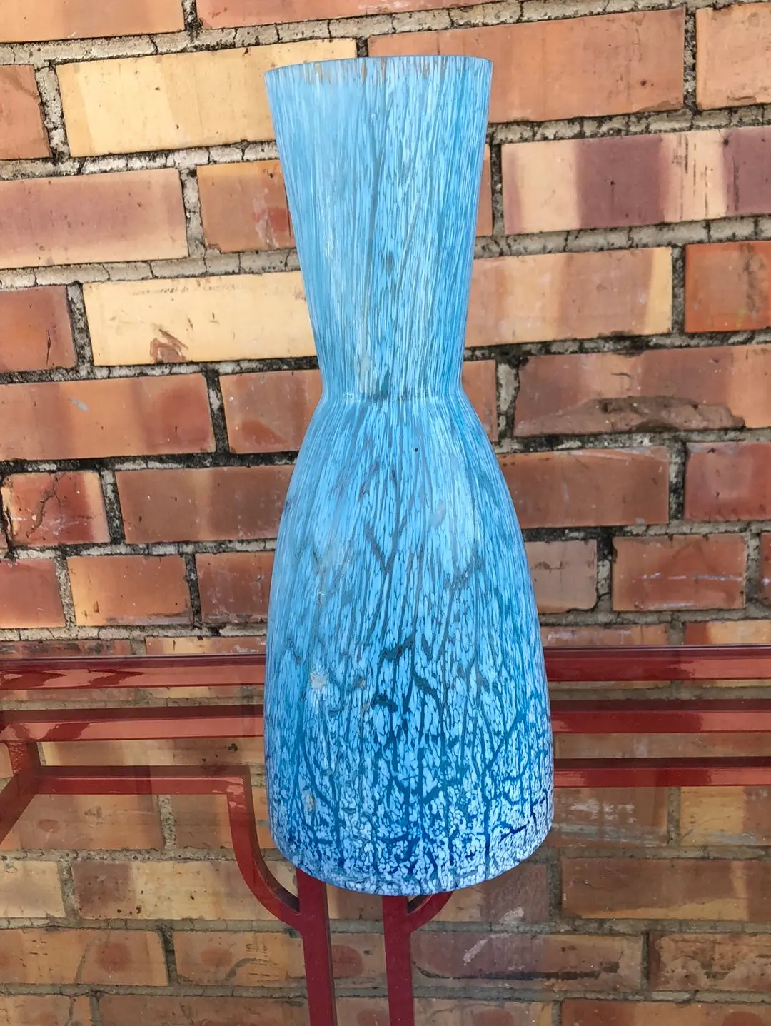 Blue Swirl Art Glass Vase 1
