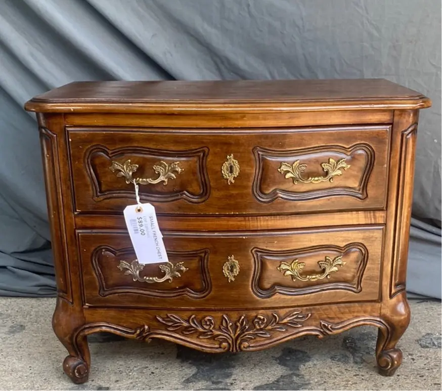 Small French Chest 1