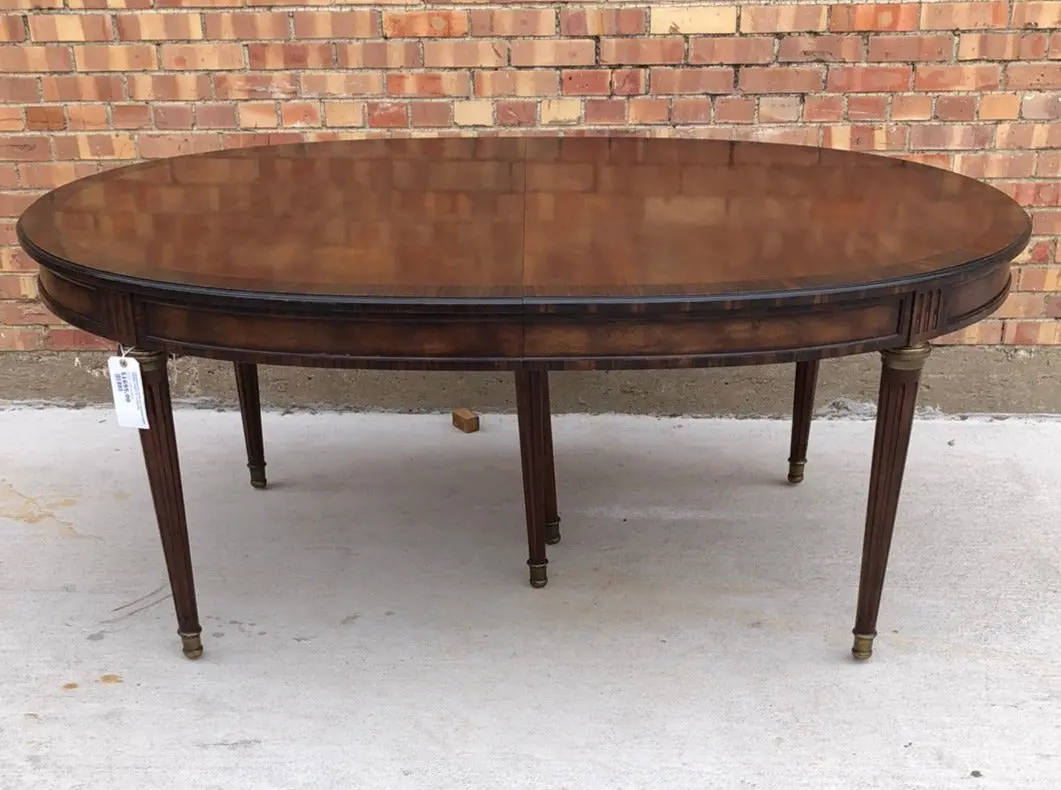 Hendredon Louis Xvi Crossbanded Dining Table With 3 Leaves 1