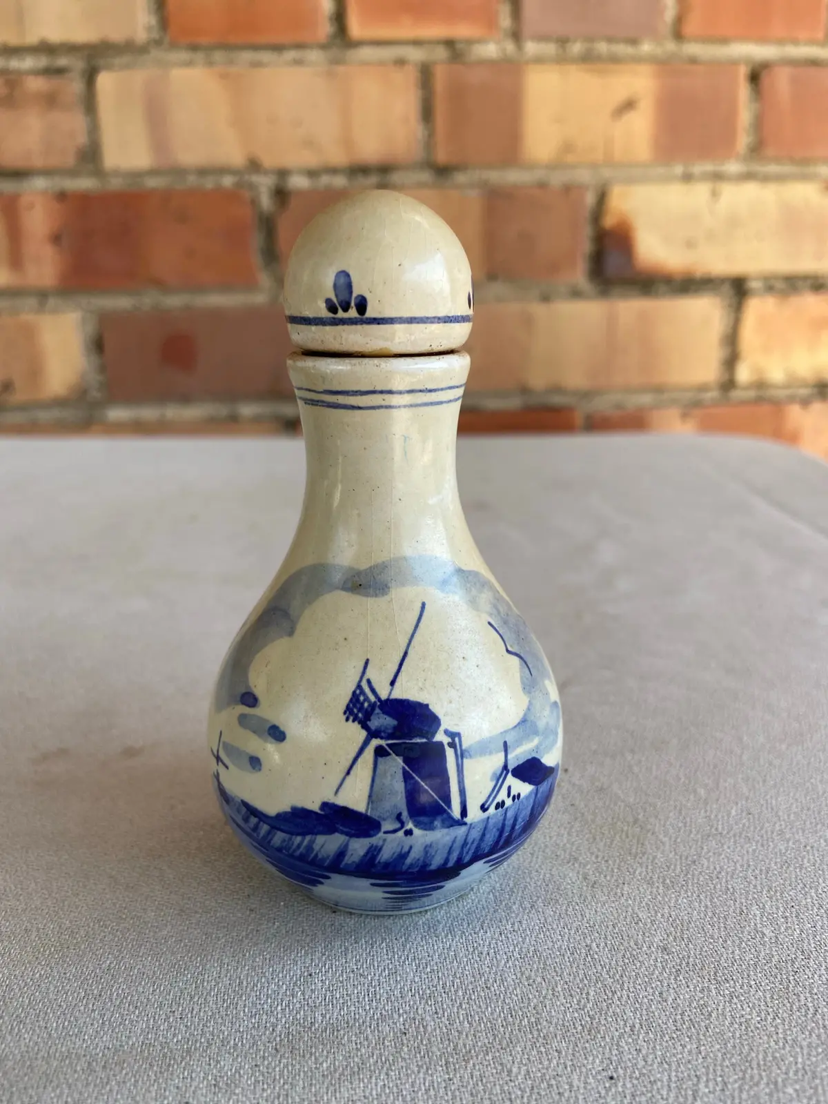 Delft Tiny Windmill Container With Cork Lid 1