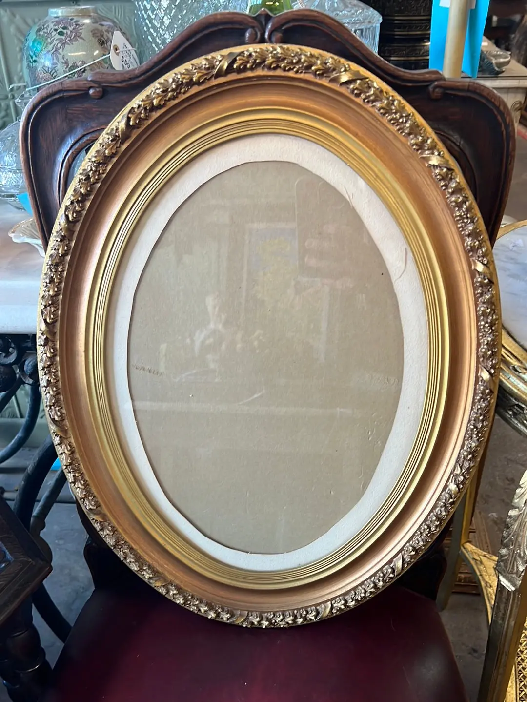 Gold Oval Mirror With Fancy Edge 1