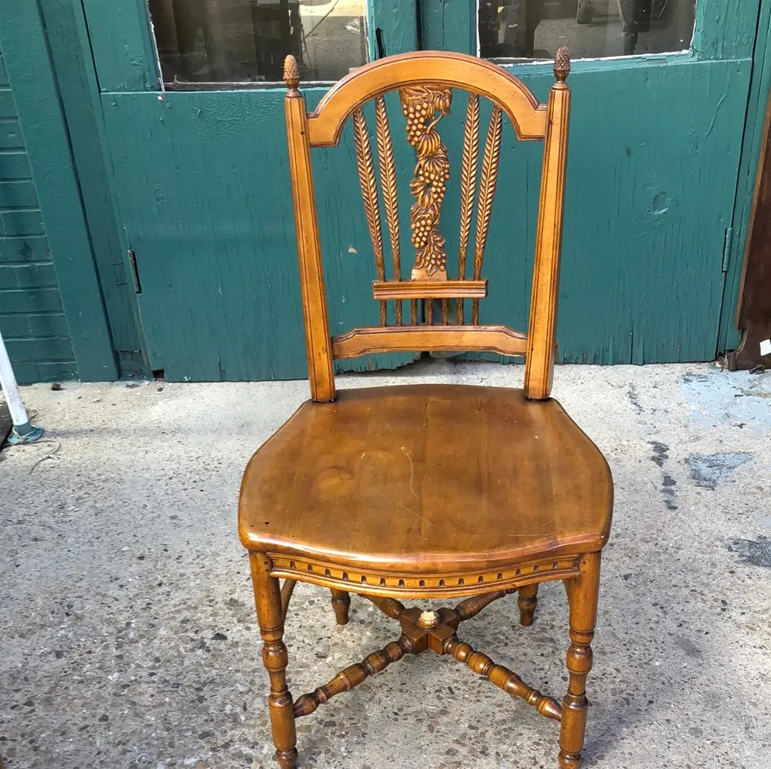 Single Mahogany Chair With Wheat Back 1