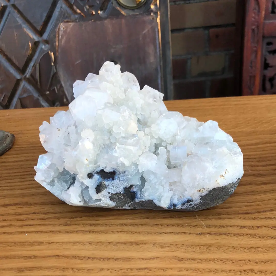 Medium Quartz Geode 1