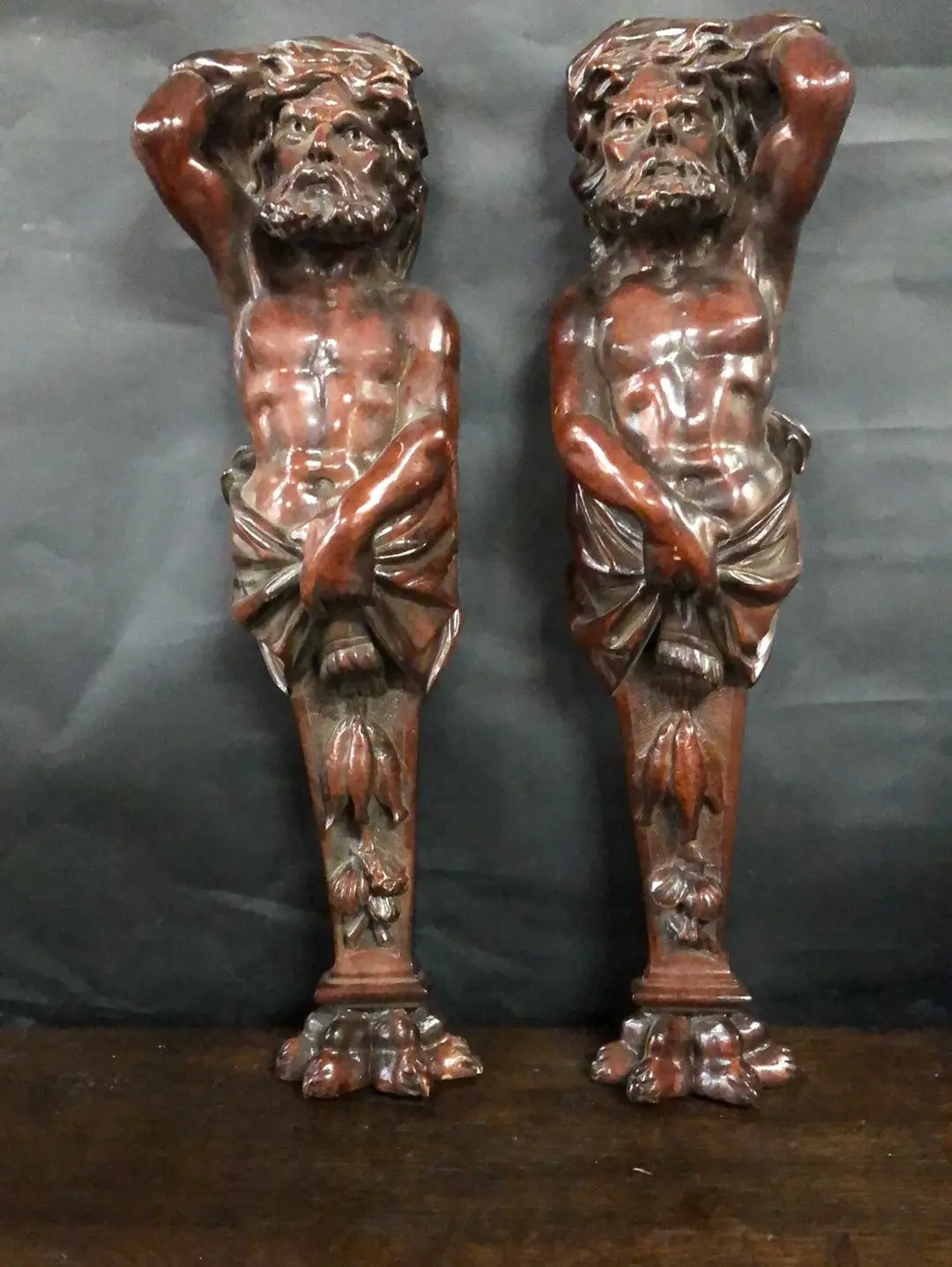 Pair Of Alantes Pilasters 1