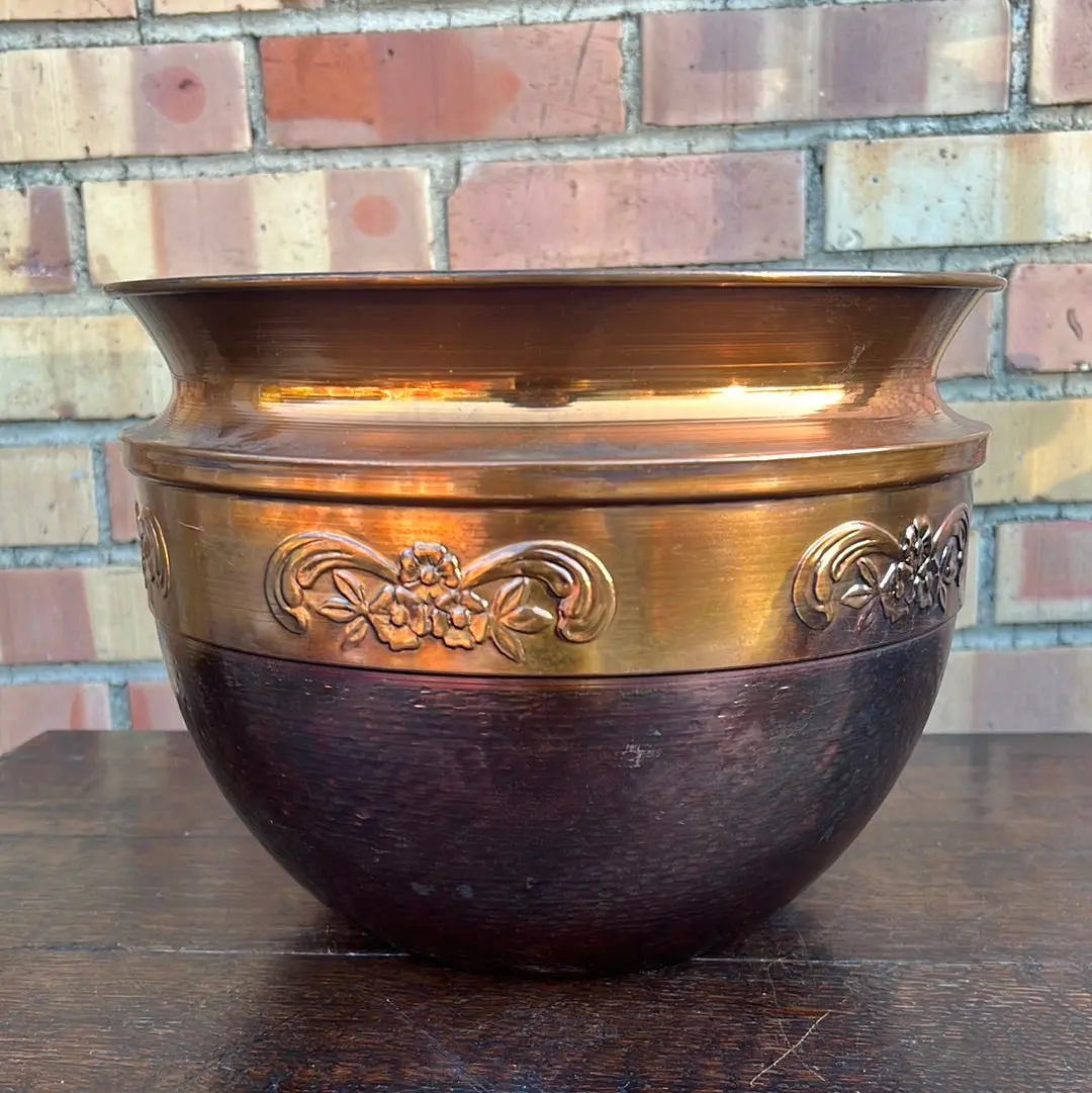 Embossed Large Jardiniere 1