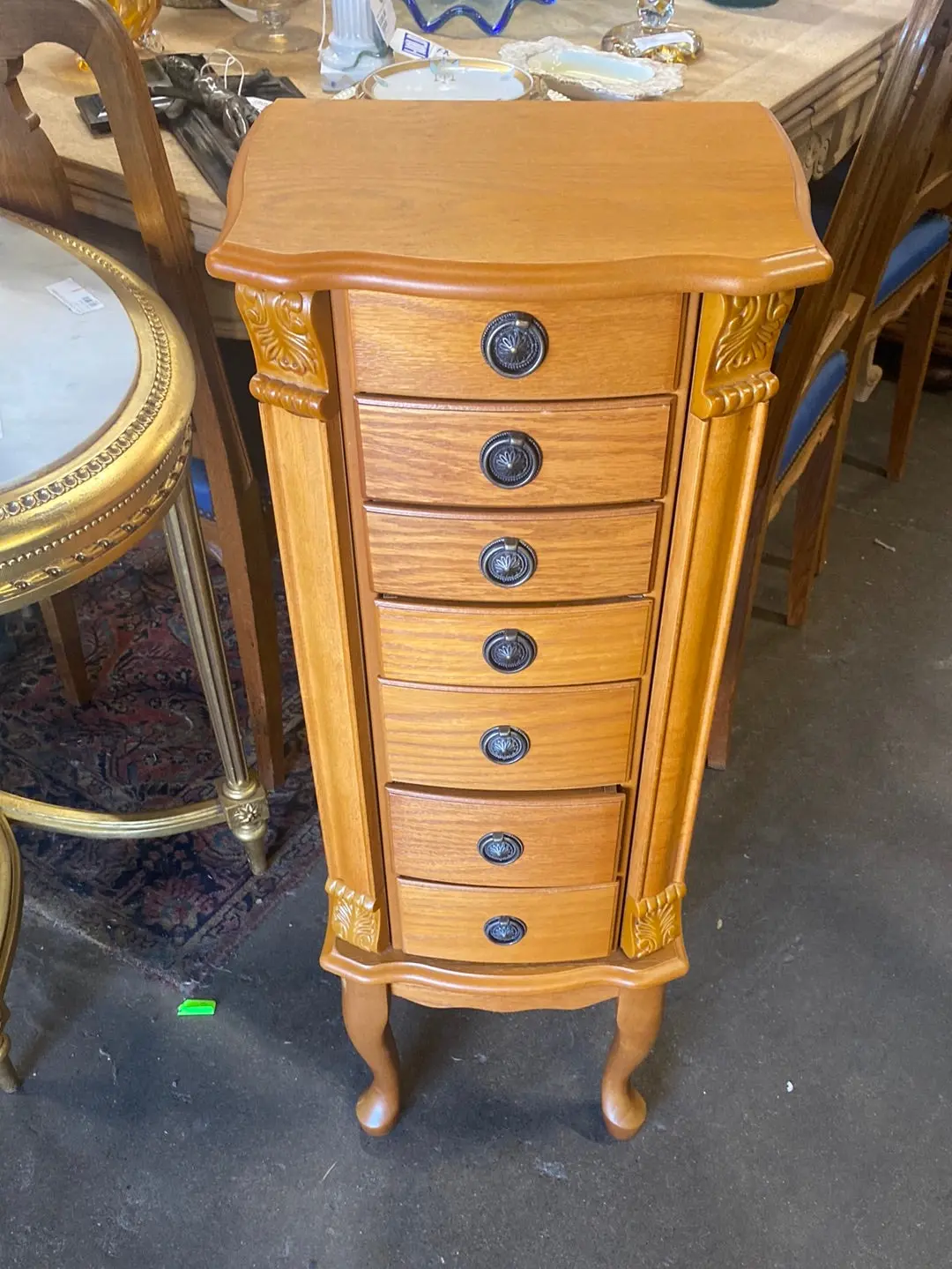 Small Oak Jewelry Dresser 1