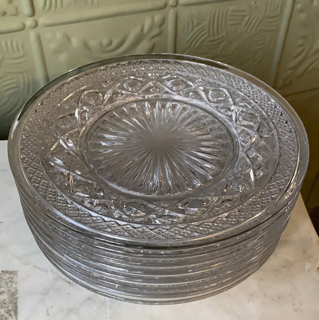 Set Of 8 Clear Pressed Glass 8" Plates 1