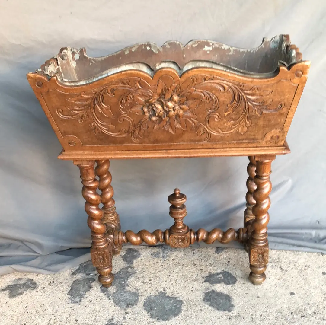 Zinc Lined Barley Twist Planter 1