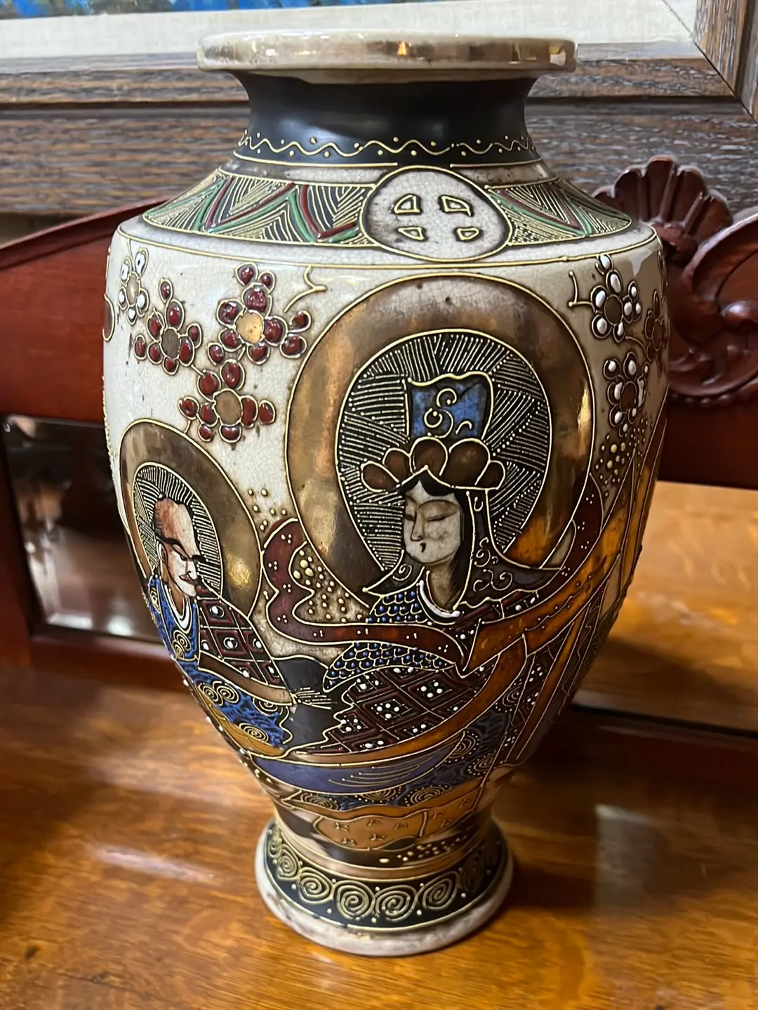 Satsuma Large Vase With Man 1