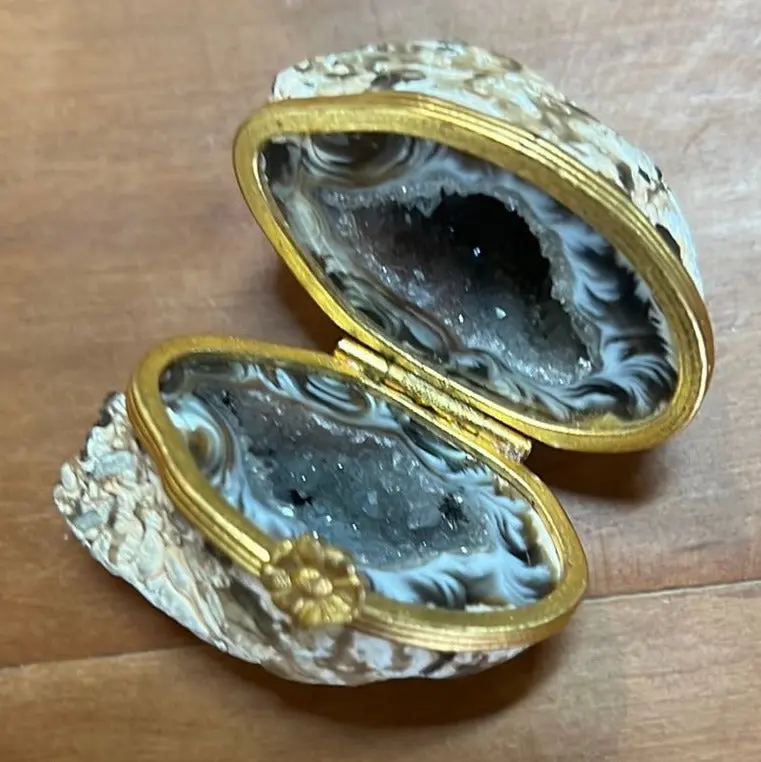 Small Geode Ring Box 1