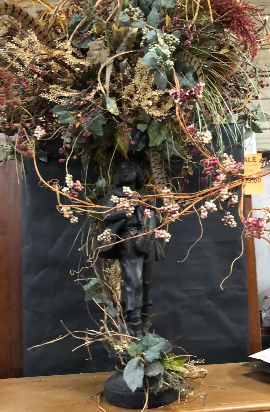 Dried Floral Bouquet In Statue Vase 1