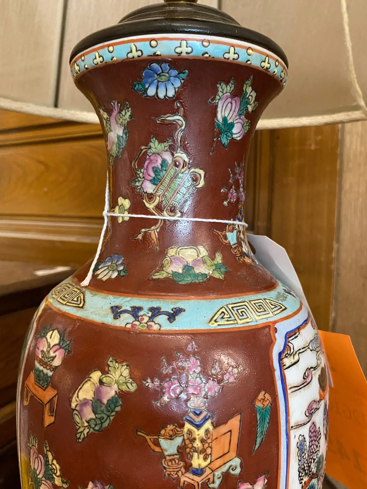 Vintage Red Chinese Porcelain Lamp With People 1