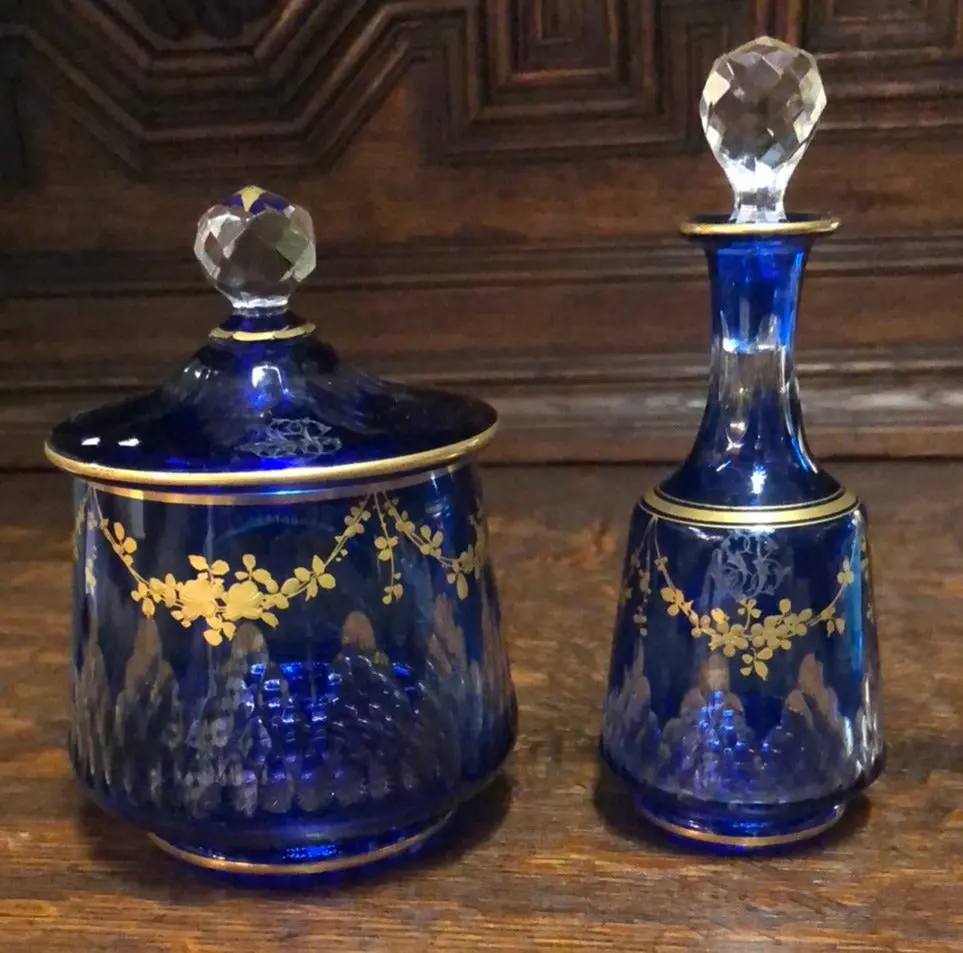 2 Piece Blue Cut To Clear Perfume And Box Set 1