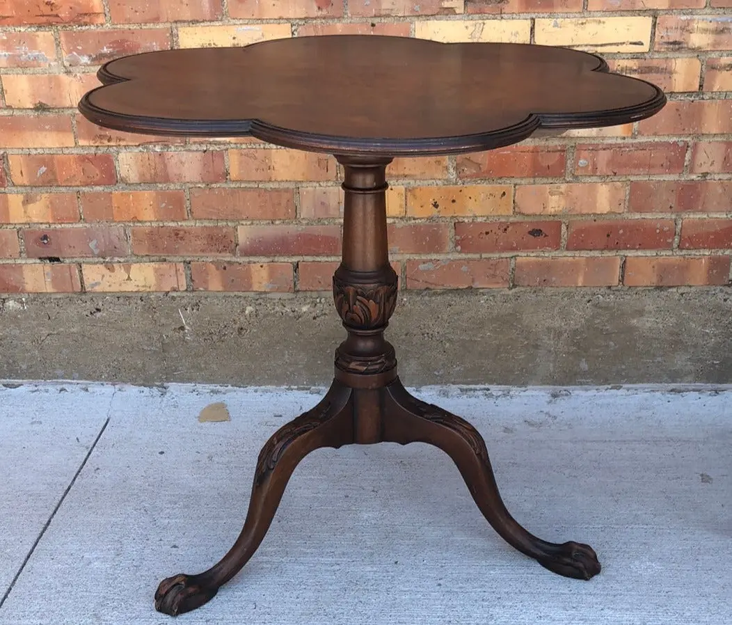 Ornate Vintage Chippendale Style Tilt Top Table 1