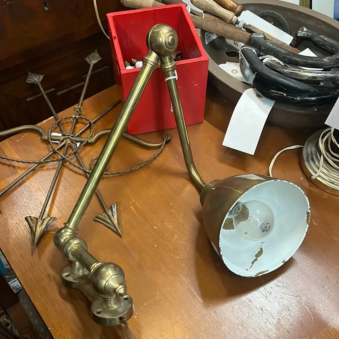 Brass Swivel Arm Wall Lamp 1