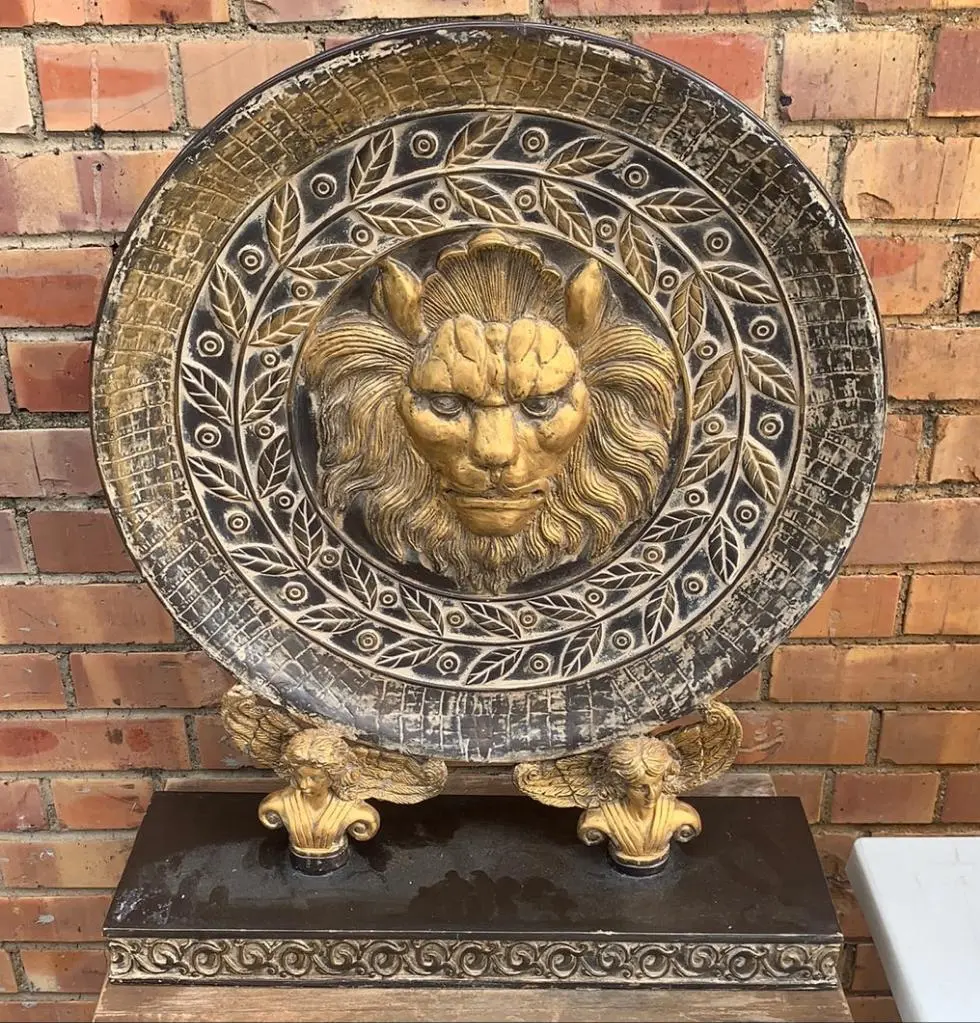 Resin Lion Plaque 1