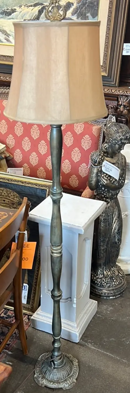 Painted Iron And Wood Floor Lamp 1