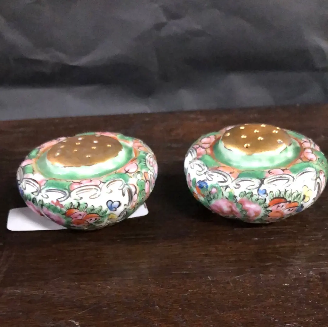 * Pair Of Rose Famille Salt And Pepper Shakers Added To Sold Lot 1