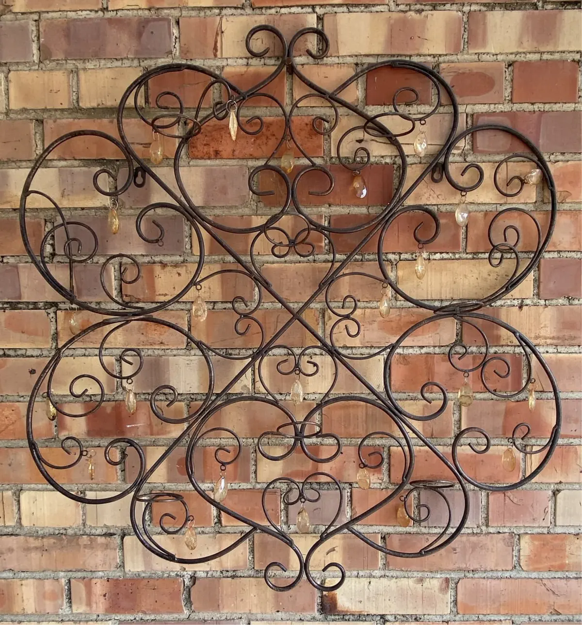 Wall Hanging Iron Plant Holder 1