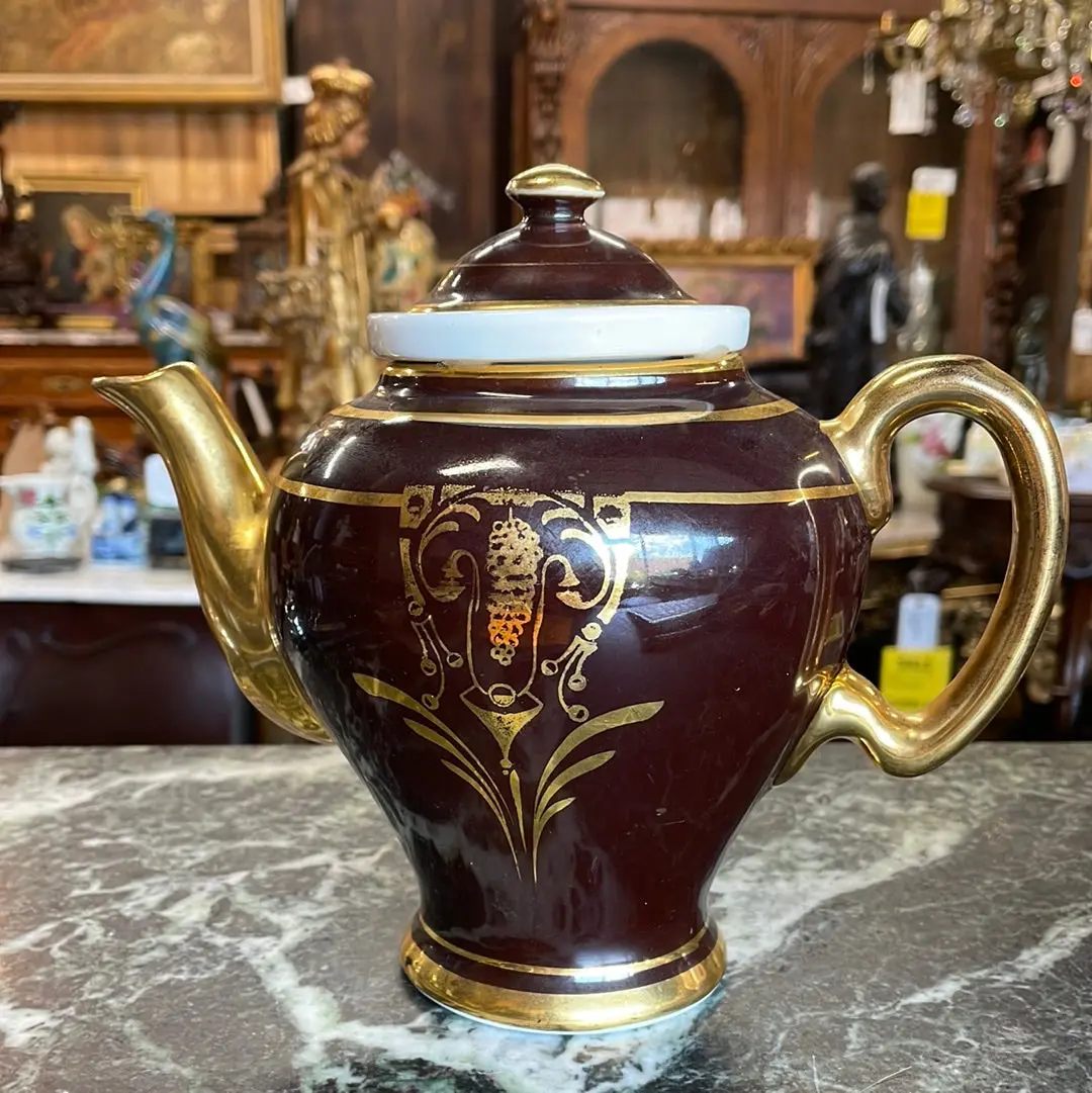 Brown And Gold Teapot 1
