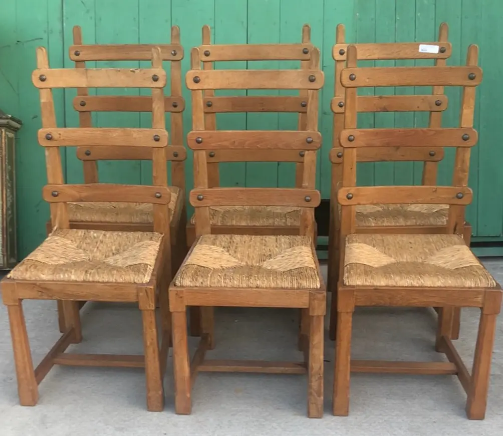 Set Of 6 Oak Ladder Back Chairs With Nail Heads 1