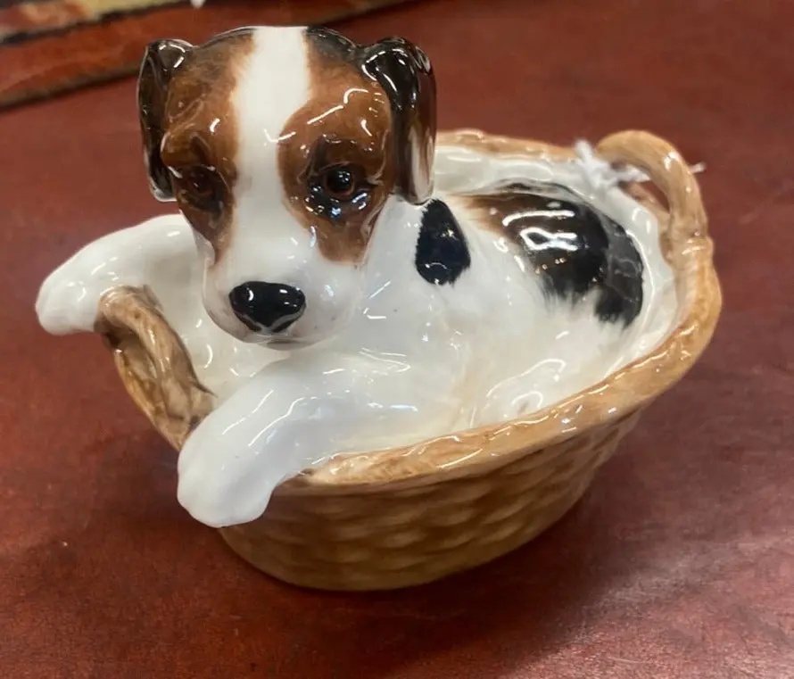 Royal Doulton Puppy In Basket 1
