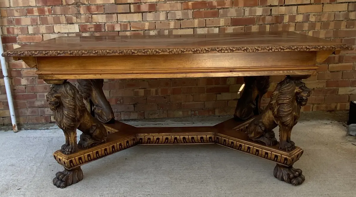 Italian Walnut Dining Table With Carved Legs 1