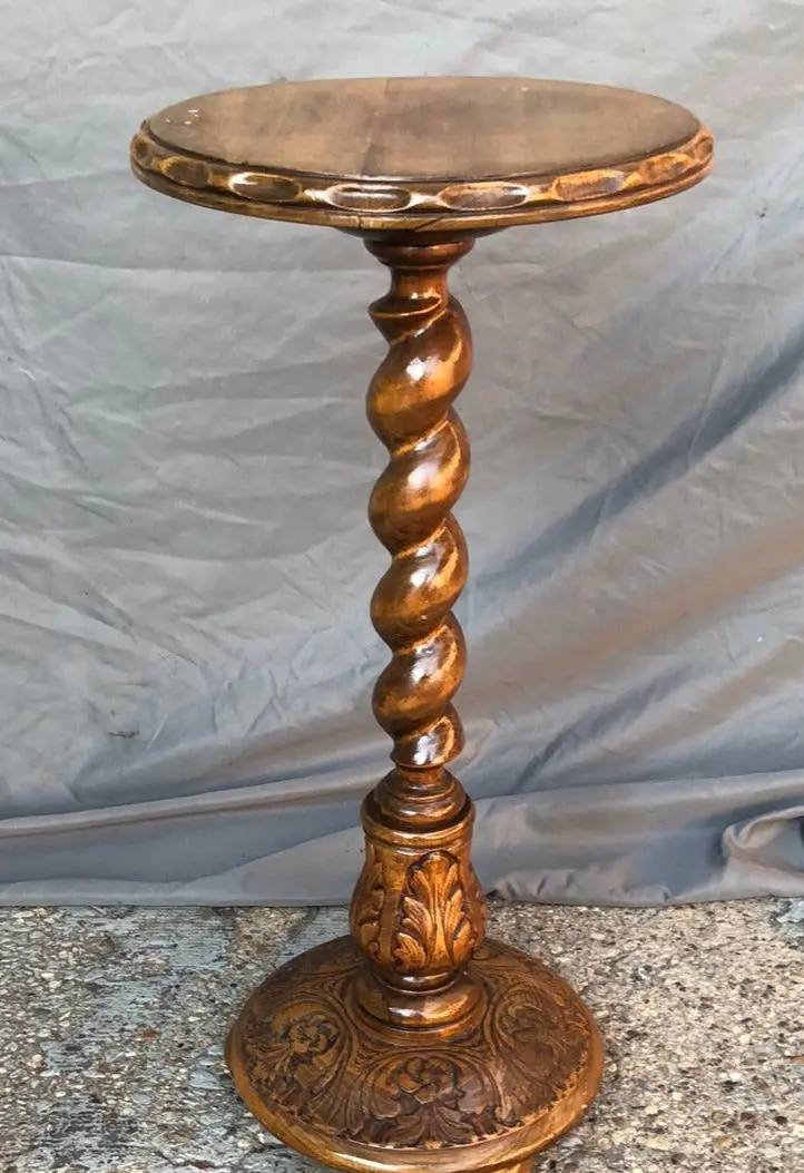 Small Beech Pedestal 1