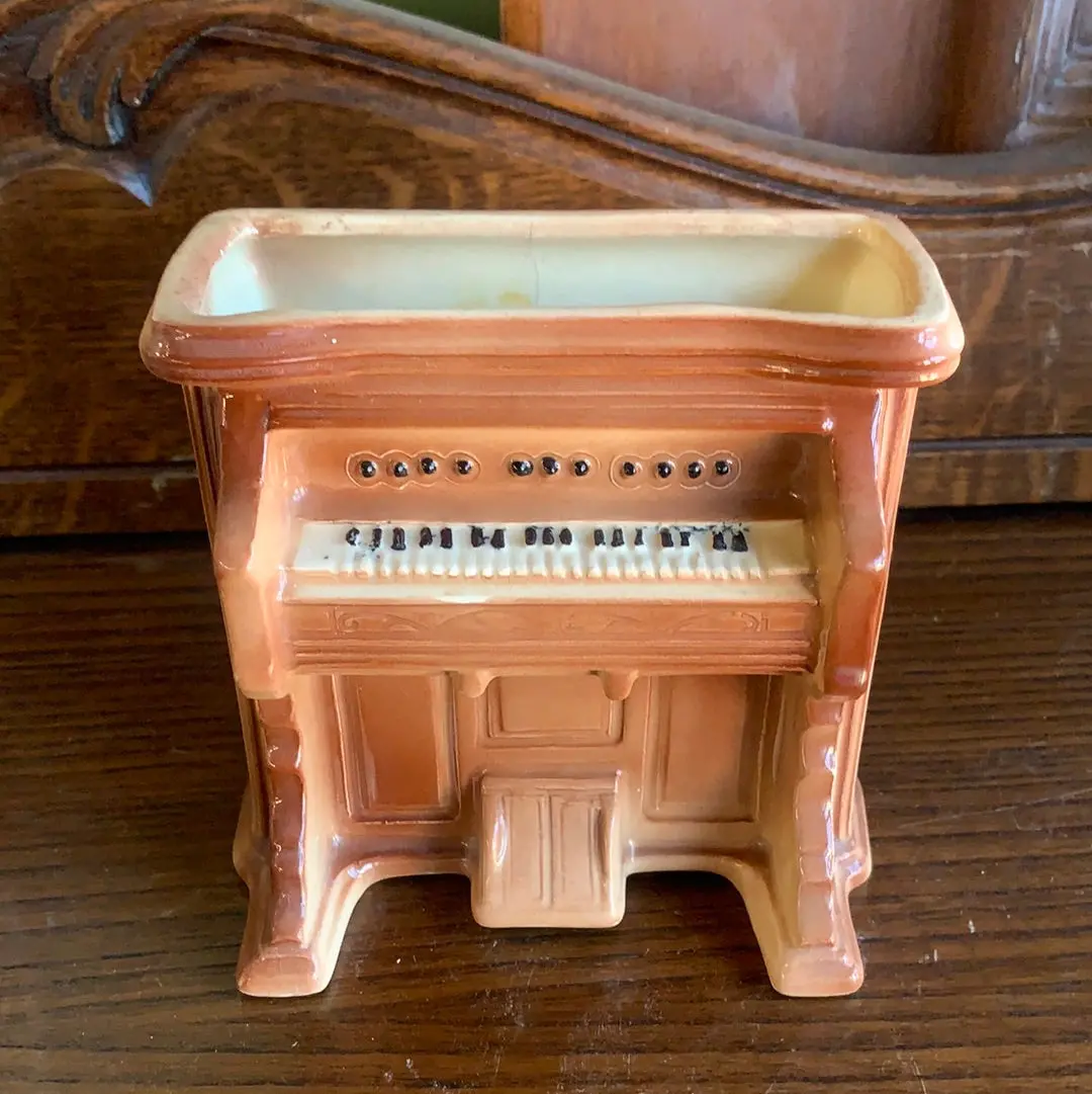 Small Ceramic Piano Planter Or Vase 1