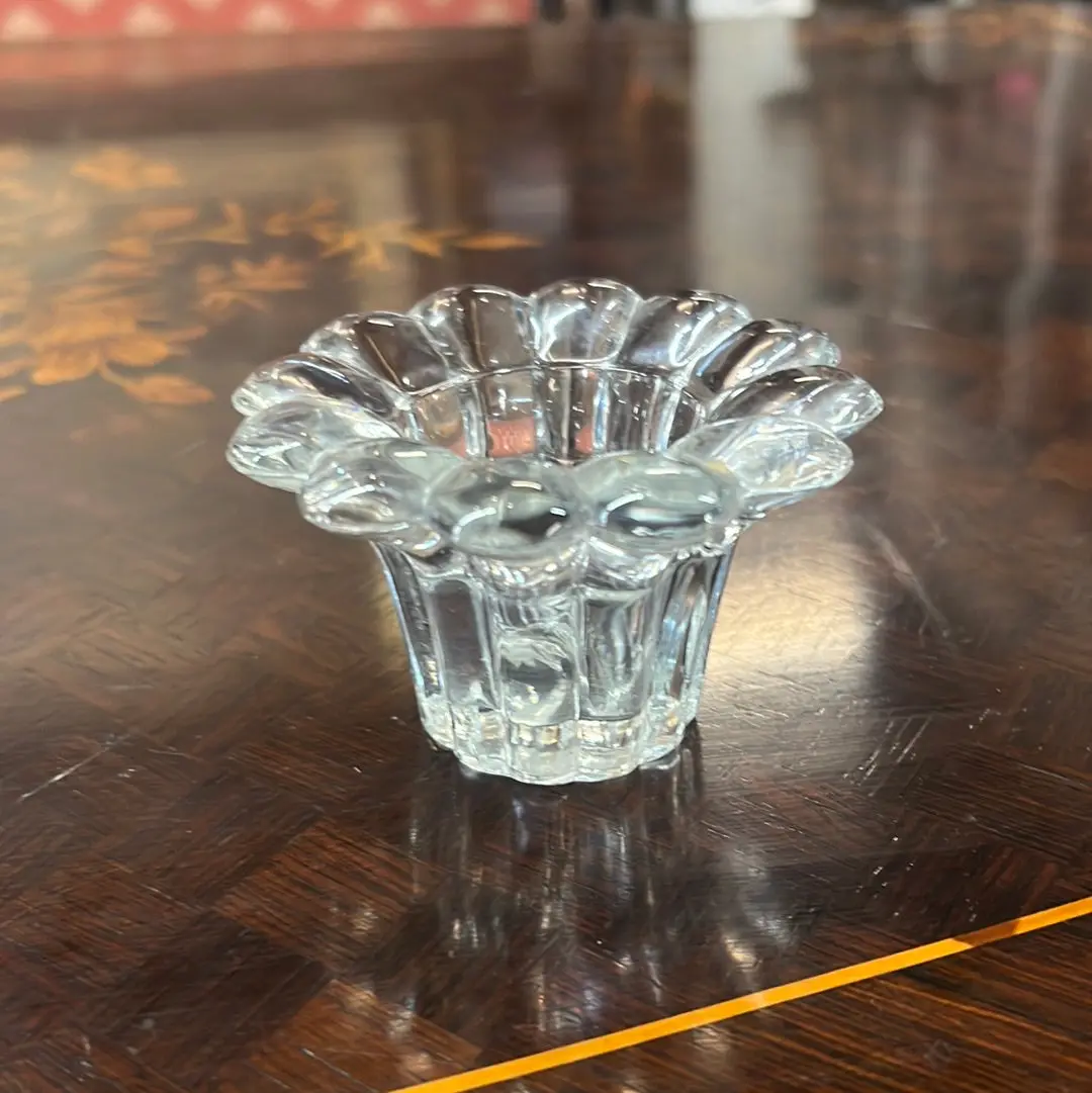 Clear Glass Flower Candleholder 1