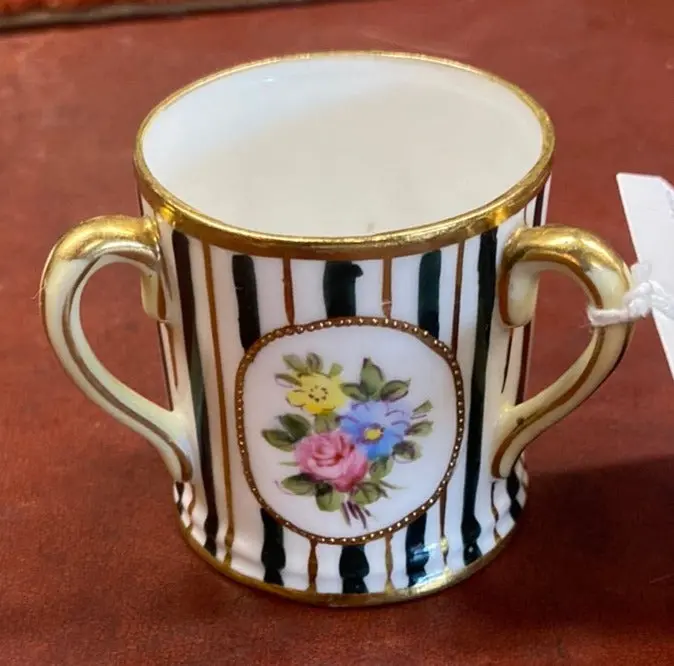 Tri Handled Black And White Toothpick Holder 1