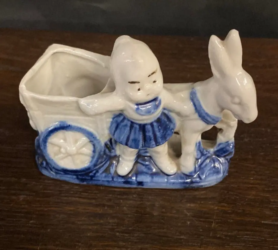Delft Girl With Donkey Figurine 1