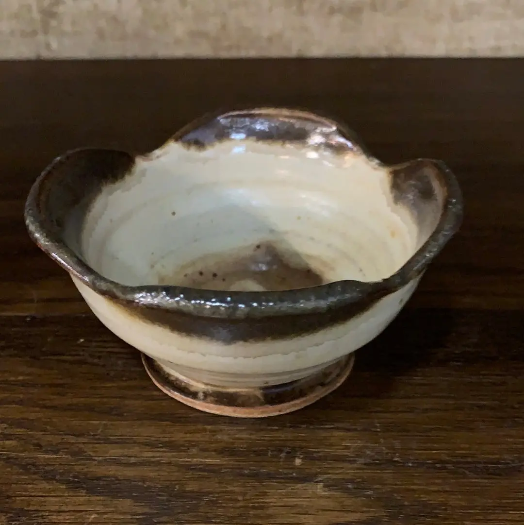 Pale Yellow Flower Shaped Pottery Bowl 1