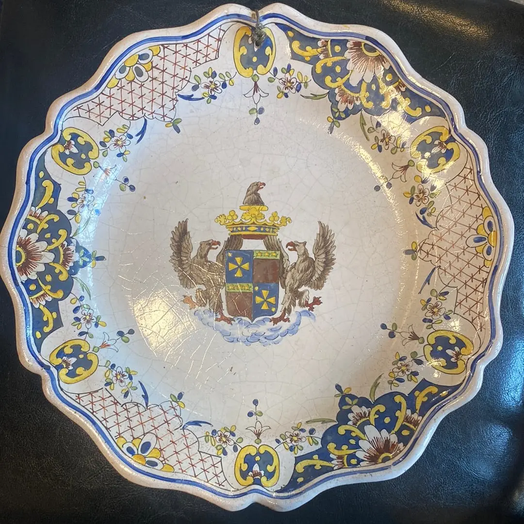 French Heraldic Crest Charger 1