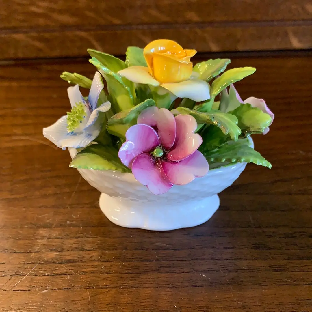Tiny Coal Port Porcelain Flower Basket 1